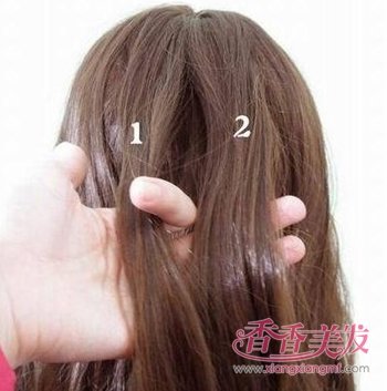 女生梳漂亮发型的步骤小女生简单漂亮的发型扎法