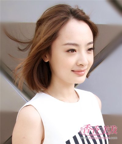 孙铱少女高马尾活力满满 五款孙铱灵动少女风