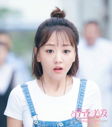 《警犬来啦》杨蓉丸子头发型太嫩了 杨蓉罕见