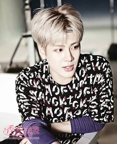 杨紫迷弟竟然是王嘉尔 王嘉尔潮男短发发型呆萌可爱_香香美发手机版
