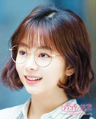 浪花一朵朵胖圆脸谭松韵发型 越来越短的头发