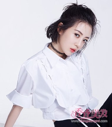 扎头发 是扎长发假发还是短发真发 李溪芮这几款辫子供你选择  女生们