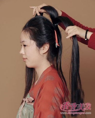 首页 女生发型 古装发型 好看普通的古代头怎么梳 怎样梳普通发式 第