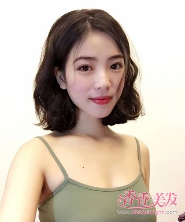 40一45岁适合的发型,45岁女发型时尚 头顶少一块头发适合什么发型图片 女人40岁头顶头发稀少的发型(3)