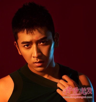 天气那么热正是超短发上线的时候 2018全新男生超短发