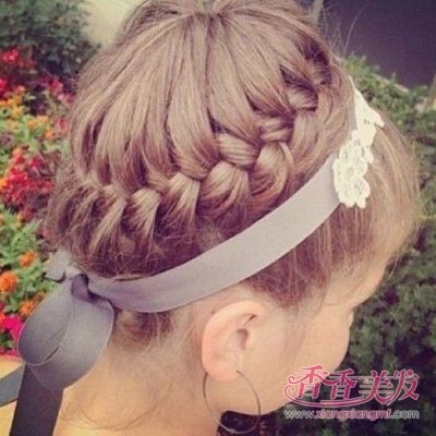 小女孩短发如何编发 适合女儿童的漂亮编发发型