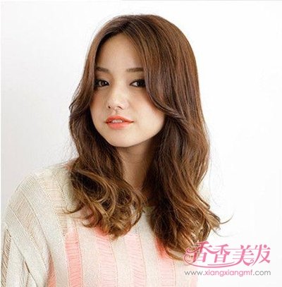 梨形脸适合什么发型 梨形脸梳今年最火的睡不醒发型真