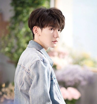 男生蓬松蘑菇头 烫发发型