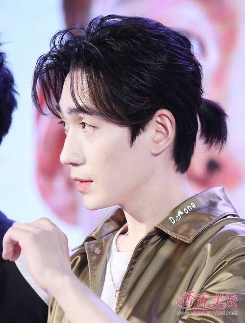 男生短发小马尾扎发发型
