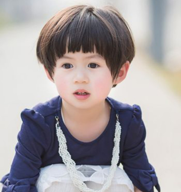 女宝宝蘑菇头怎么剪 2019女宝宝萌萌哒短发蘑菇头造型