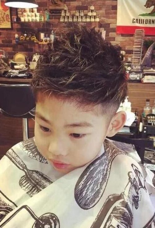 儿童发型 小孩理什么头发帅酷又好看 调皮可爱的孩子短发设计 男宝宝
