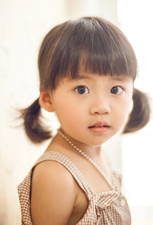小女孩妹妹头发型图片 呆萌活泼的小公举扎发