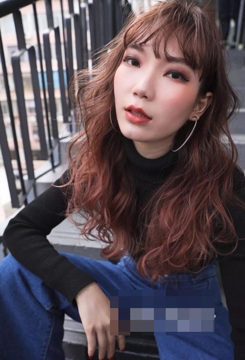 女生蓬松离子烫发型 如何卷发能炫出时髦风范