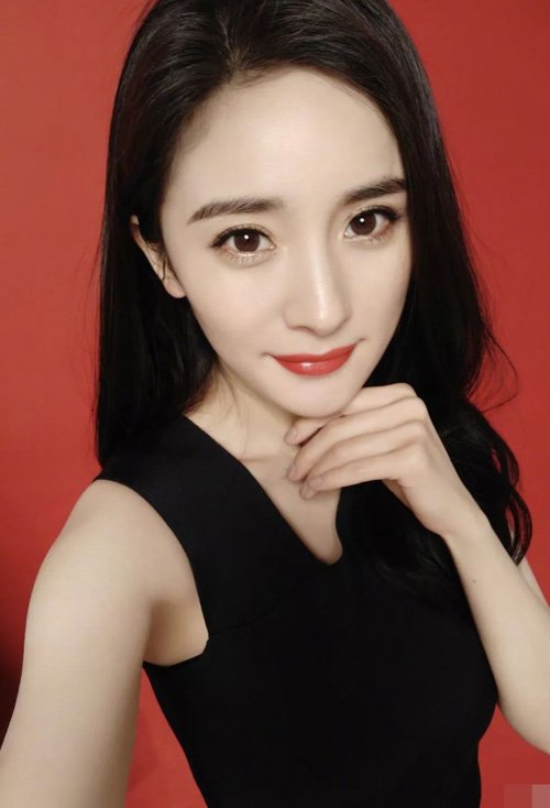 女生三七分长直发效果图 潮女必备的长直发造型