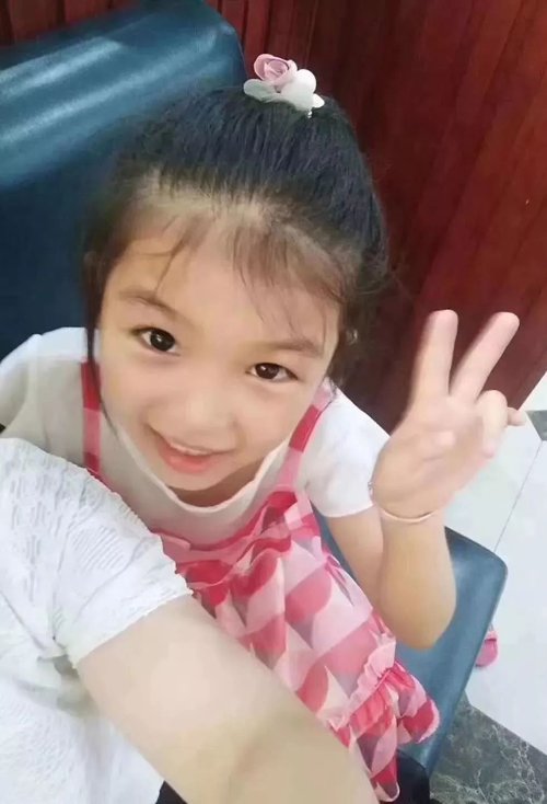 3岁小女孩发型扎法大全 幼儿女童扎呆萌辫发型