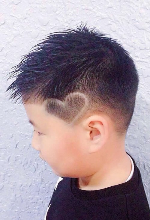 小男孩短头发雕刻图案造型图片