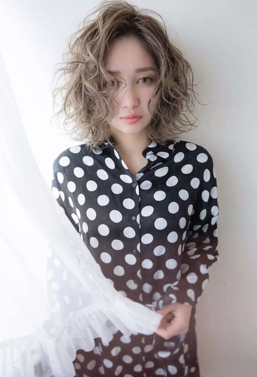 2020年女生最新短发全集 细软头发适合的短头发设计