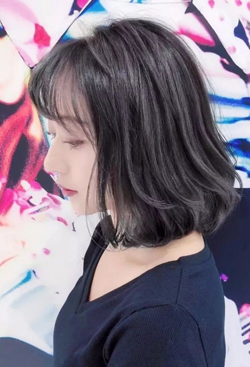 女生梨花烫头发剪空气刘海发型