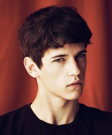 2017青年男生胖圆脸短发发型 成熟男胖子发型