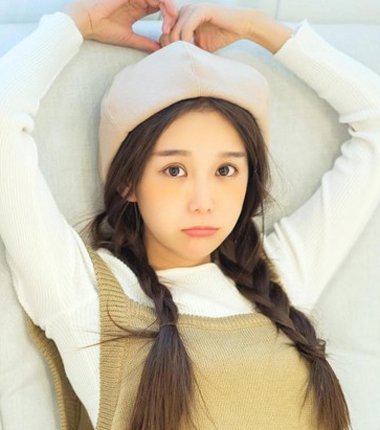 扎头发的方法图解-怎样扎头发简单好看-扎头发