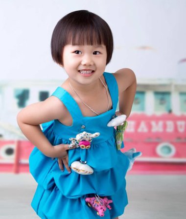 香香美发网-流行发型-脸型搭配-扎法步骤-男生