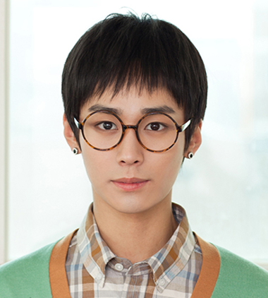 也是很明显的哟~男生头发怎么拉直好看,头发朗滓 男生发型 男生短发