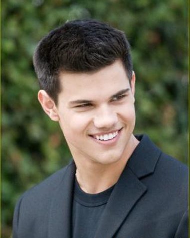 男生头发拉直后留什么发型好看 头发拉直后的好看男生发型图片