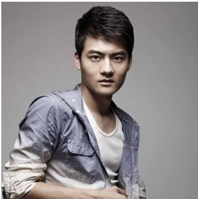 香香美发网-流行发型-脸型搭配-扎法步骤-男生