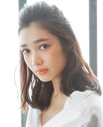 扎头发的方法图解-怎样扎头发简单好看-扎头发