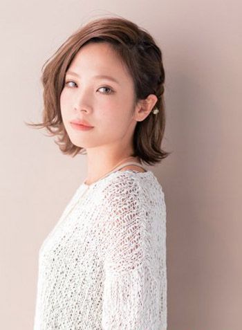 盘头发的方法图解-如何编头发-扎头发的技巧-梳