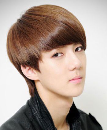 香香美发网-流行发型-脸型搭配-扎法步骤-男生