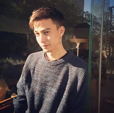 香香美发网-<em>流行发型</em>-脸型搭配-<em>扎法</em>步骤-<em>男生</em>