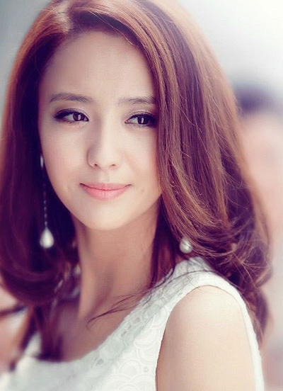 <em>2015</em>最新发型梨花头 <em>2015</em>流行发型时尚梨花烫