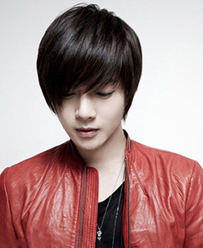 香香<em>美发网</em>-<em>流行发型</em>-脸型搭配-扎法步骤-男生