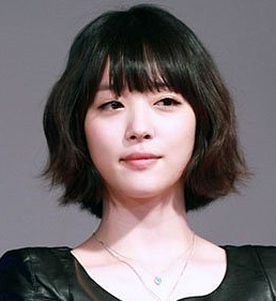 圆脸发型-大圆脸适合的发型-圆脸短发发型图片