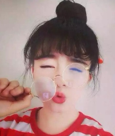 盘头发的方法图解-如何编头发-扎头发的技巧-梳