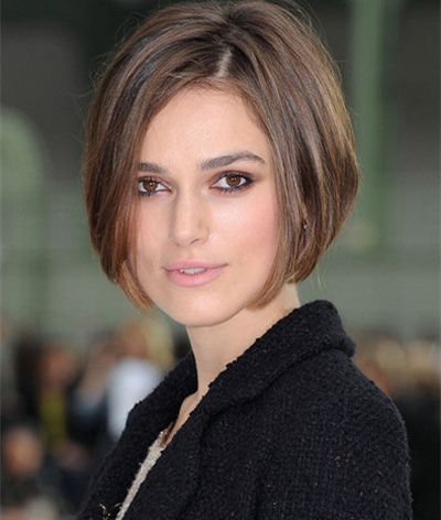 圆脸发型-大圆脸适合的发型-圆脸短发发型图片-圆脸发型设计图片-胖圆脸适合什么发型-圆脸直发发型设计