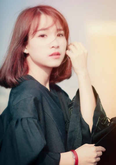 香香美发网-流行发型-脸型搭配-扎法步骤-男生