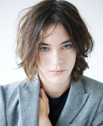 香香美发网-流行发型-脸型搭配-扎法步骤-男生发型-美发问答及视频图片