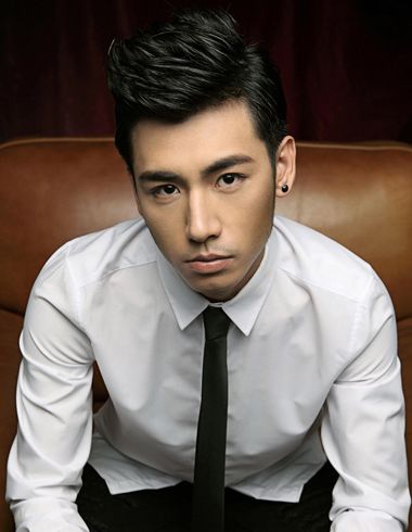 长脸发型-长脸适合的发型图片-长脸女孩适合的