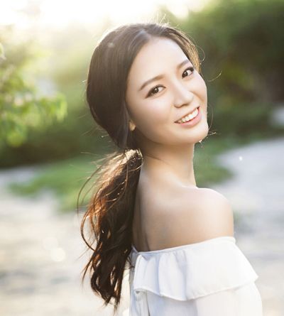 扎头发什么样的发型适合四方圆脸 方脸中长发