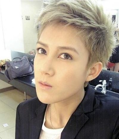 男生发型-男生烫发-好打理男生发型-韩版男发型