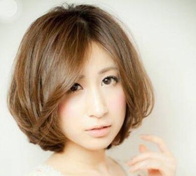 方形脸短发烫发发型 方脸女生适合的短发烫发