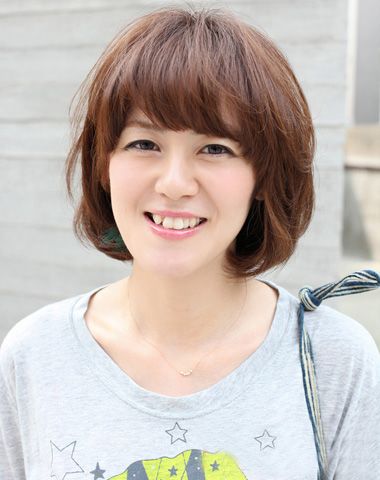 中老年染什么颜色的头发显年轻 中老年人染头