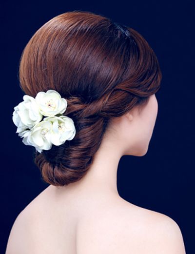 简单新娘发型diy 最简单的新娘发型步骤(4)