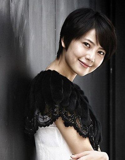 型-最流行头发颜色及趋势-流行发型扎法-流行短发