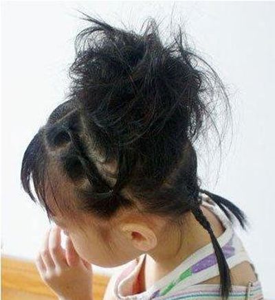 流行美儿童简单盘头发型 儿童公主盘发发型