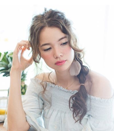 齐刘海长脸怎么扎头发好看 长脸适合的扎发(2