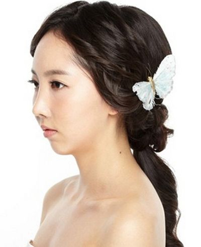 扎头发的方法图解-怎样扎头发简单好看-扎头发