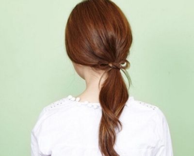 扎头发的方法图解-怎样扎头发简单好看-扎头发